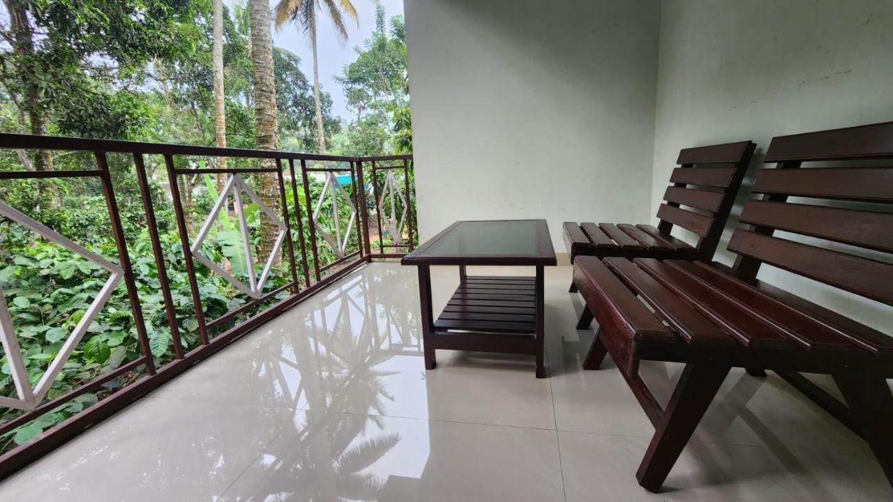Pknhomestay Kumily Thekkady Zewnętrze zdjęcie