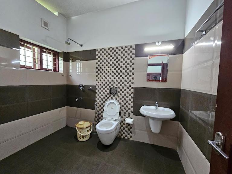 Pknhomestay Kumily Thekkady Zewnętrze zdjęcie